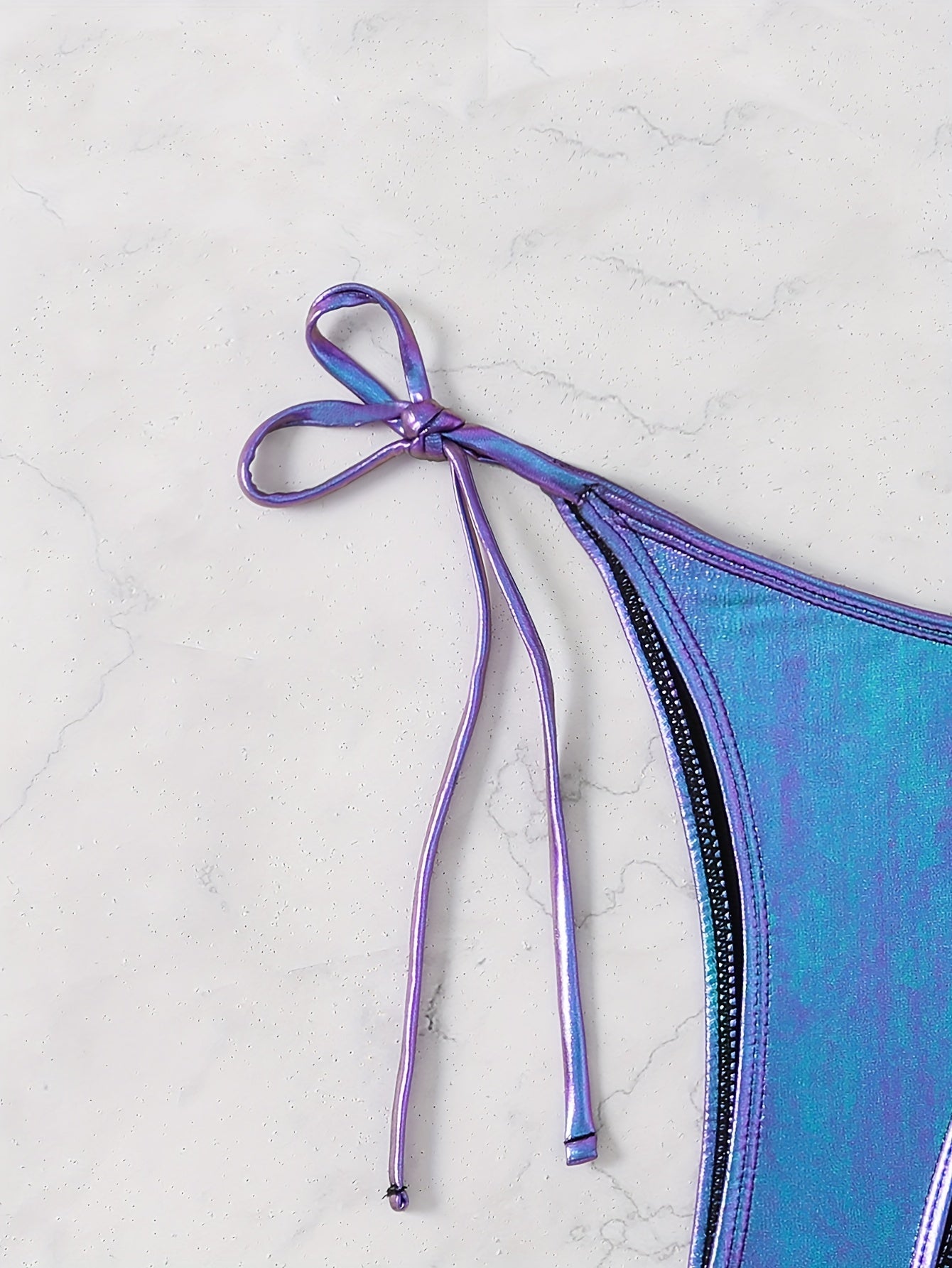 Essence | Bikini