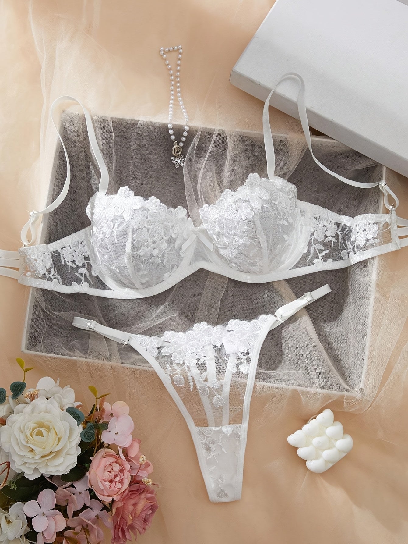 Misty | The Floral Collection